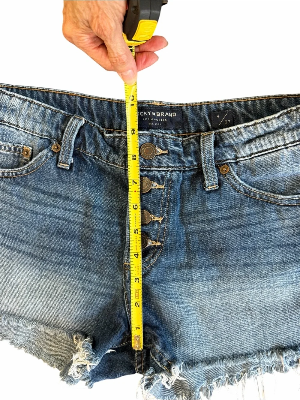 Lucky Brand The Cut Off Denim Shorts Women’s 27 Button Fly Frayed‎ Hem